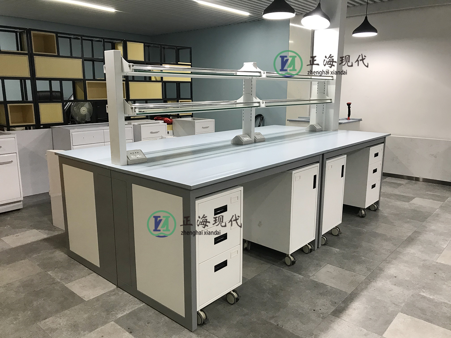 全鋼中央實驗臺